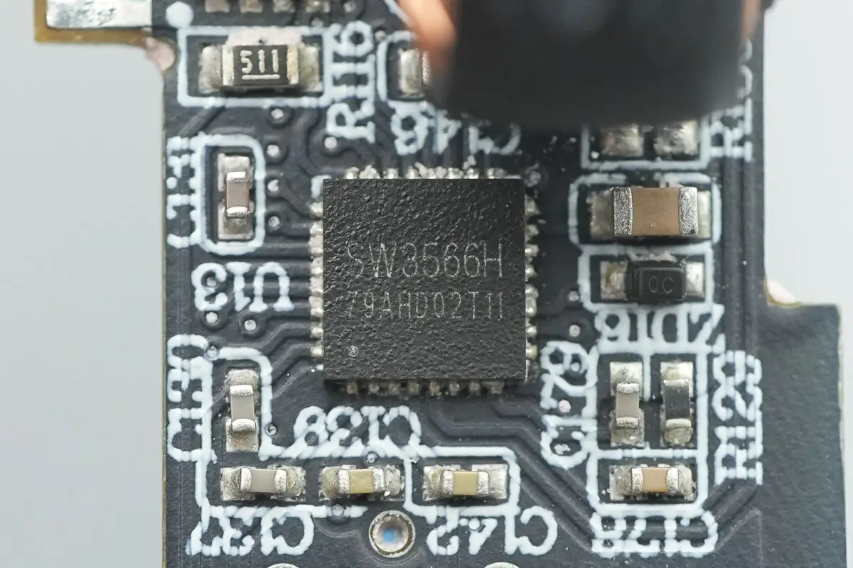 支援APP跨端查詢一鍵管理，安克Prime 150W充電底座拆解