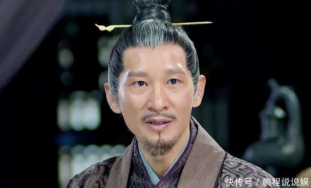 原創蔡明現身央視春晚彩排，辛柏青背雙肩包戴眼鏡，沙溢不遮掩最從容