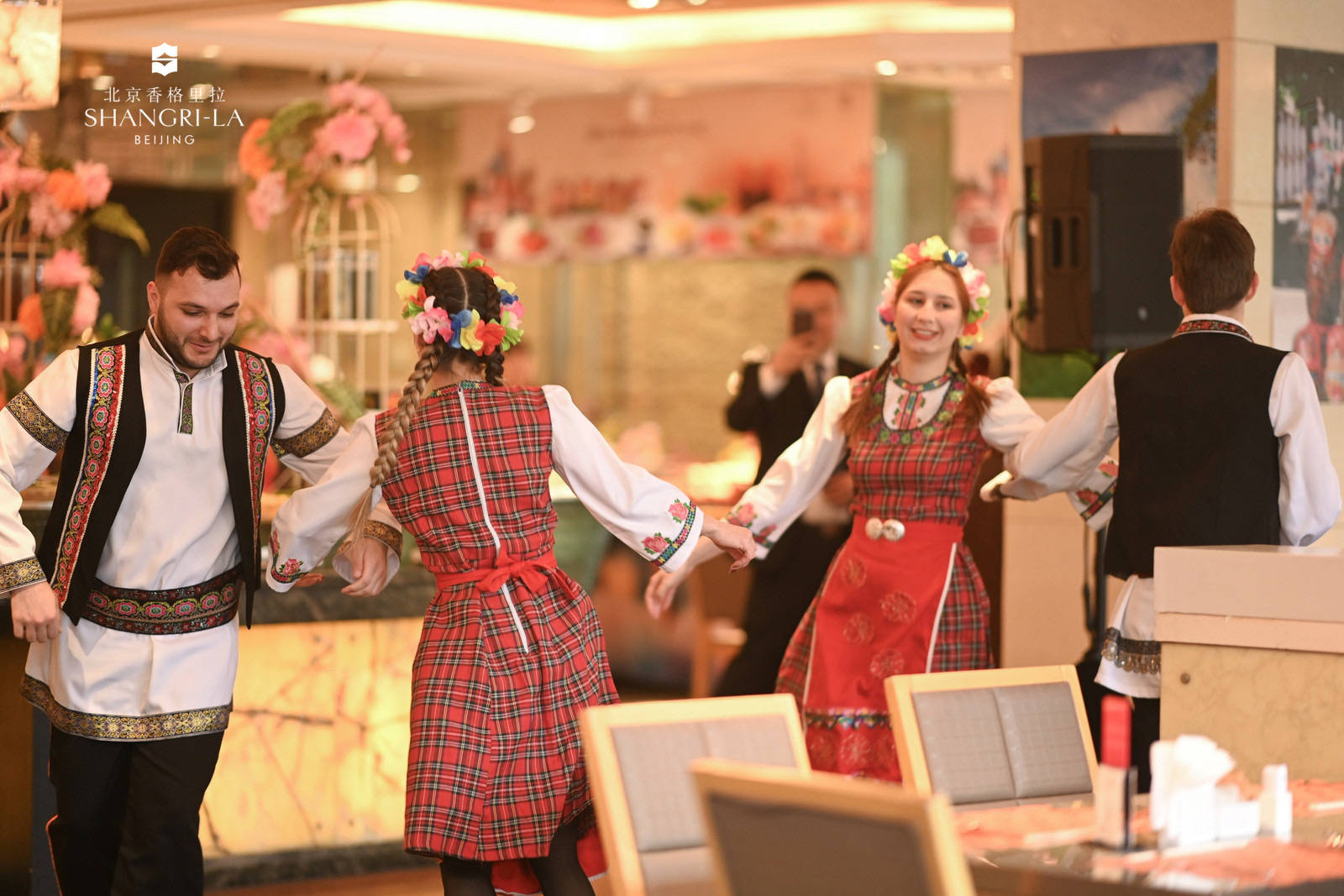 北京香格里拉攜手“老莫”舉辦俄羅斯美食節