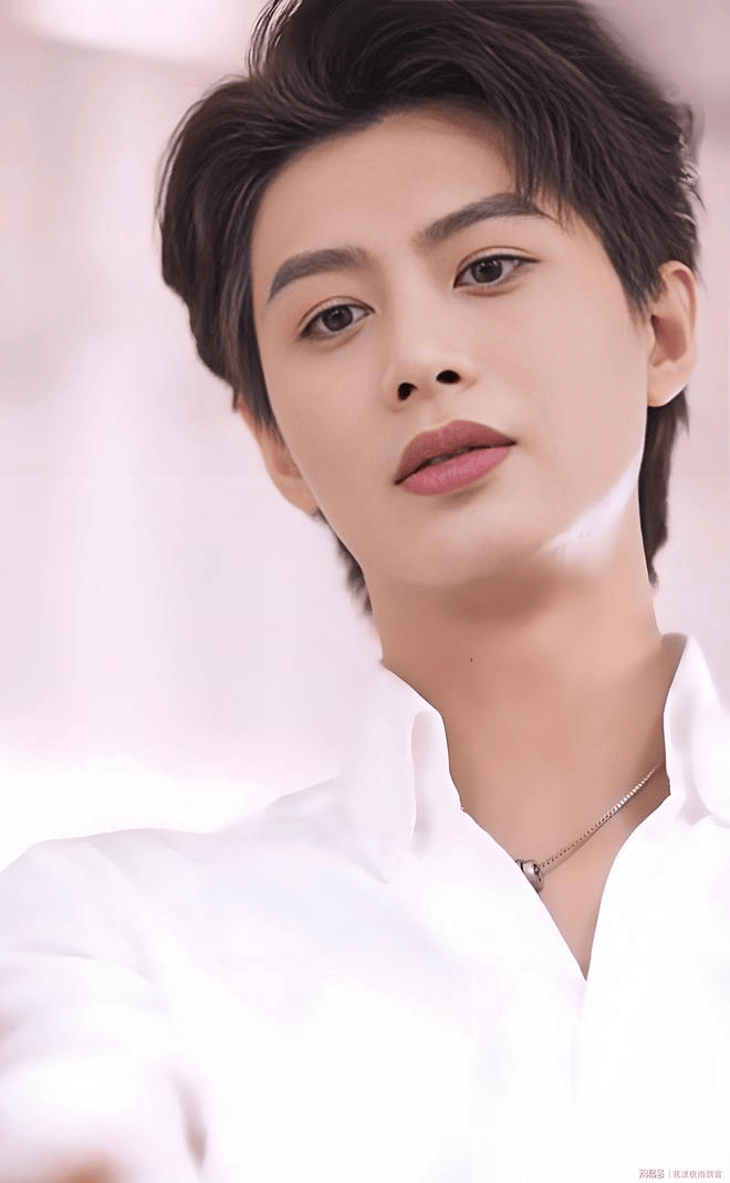 原創何健麒前女友宣佈啟動法律訴訟程式