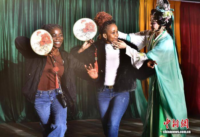 福州：留學生感受中國傳統文化魅力