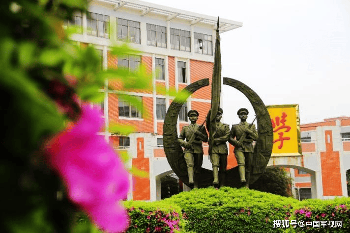 倒計時2天！這所頂尖軍校“直招入伍研究生”專場直播來了！