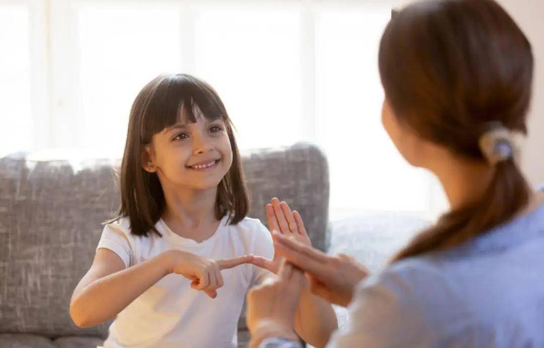 原創教育孩子的真相：你講話時的樣子，比說什麼更重要