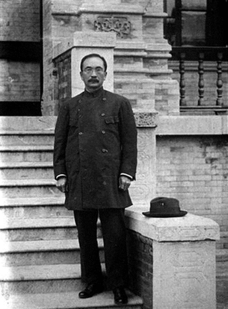 原創將近十年的留美計劃被迫終結，容閎開創的留學教育卻影響深遠