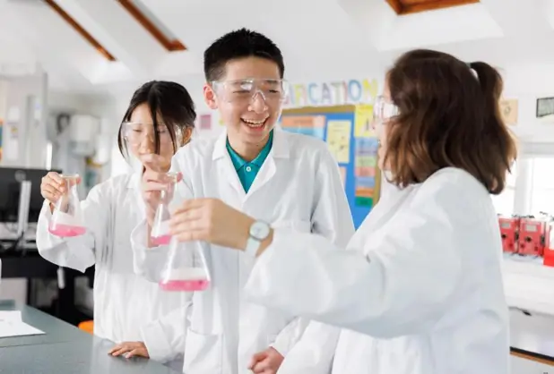 全球頂尖IB中學自營夏校來啦！名額緊缺手慢無！