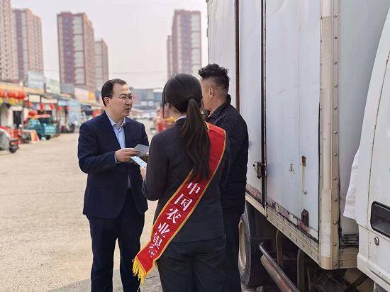 原創農行沂南縣支行開展“3·15”金融消費者權益保護教育宣傳活動