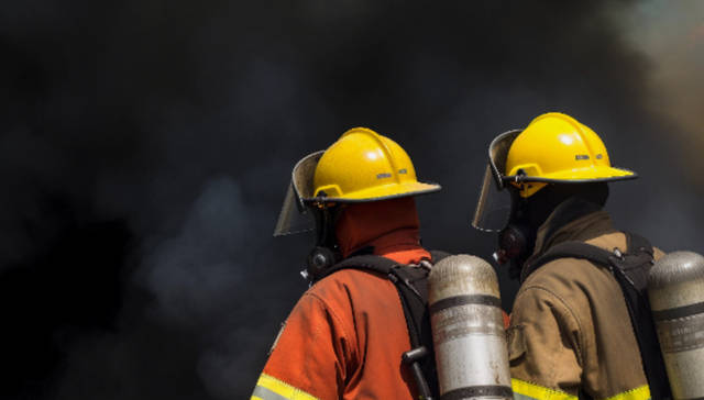 內蒙古一化工企業爆炸致2失聯3傷，當地政府：沒有居民受傷，部分門窗受損