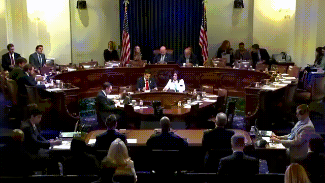 聽鑑世界 | 安保資金遲滯、移民政策干擾 多重挑戰為2026世界盃美國賽區蒙上陰影