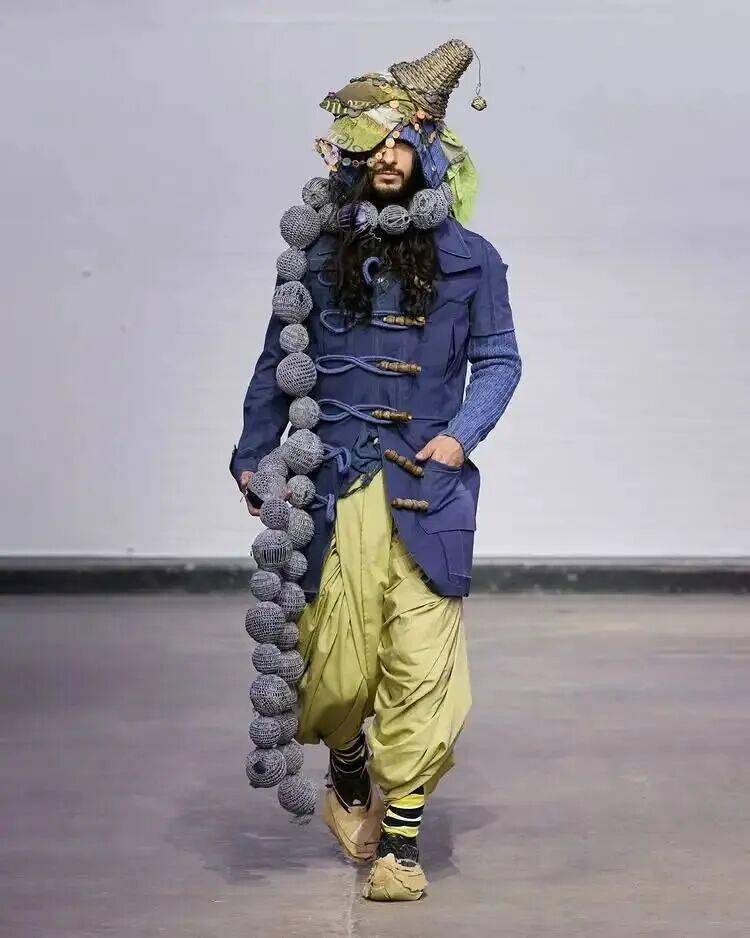 服裝畢業設計釋出 | 2026中央聖馬丁藝術與設計學院-研究生服裝畢業秀！