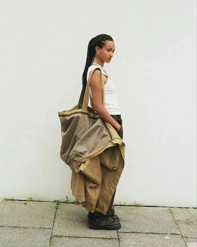 服裝畢業設計釋出 | 2026中央聖馬丁藝術與設計學院-研究生服裝畢業秀！