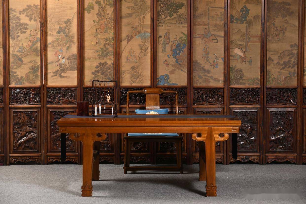 重器收藏，民國金絲楠木老圍屏，藏盡東方雅韻