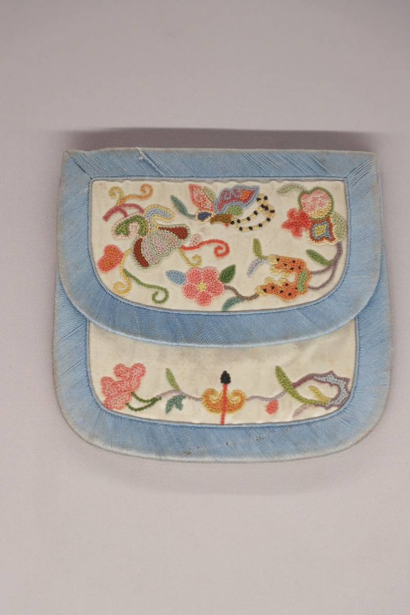 感受盈握之間的荷包與刺繡之美