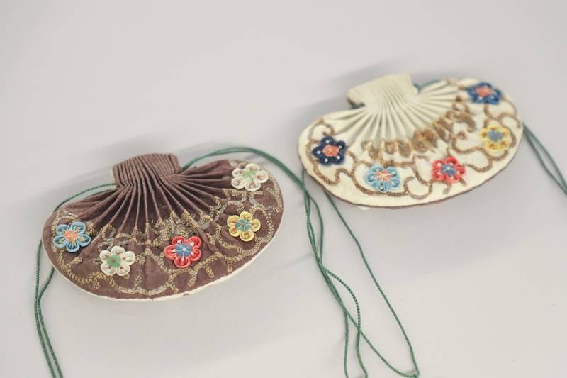 感受盈握之間的荷包與刺繡之美