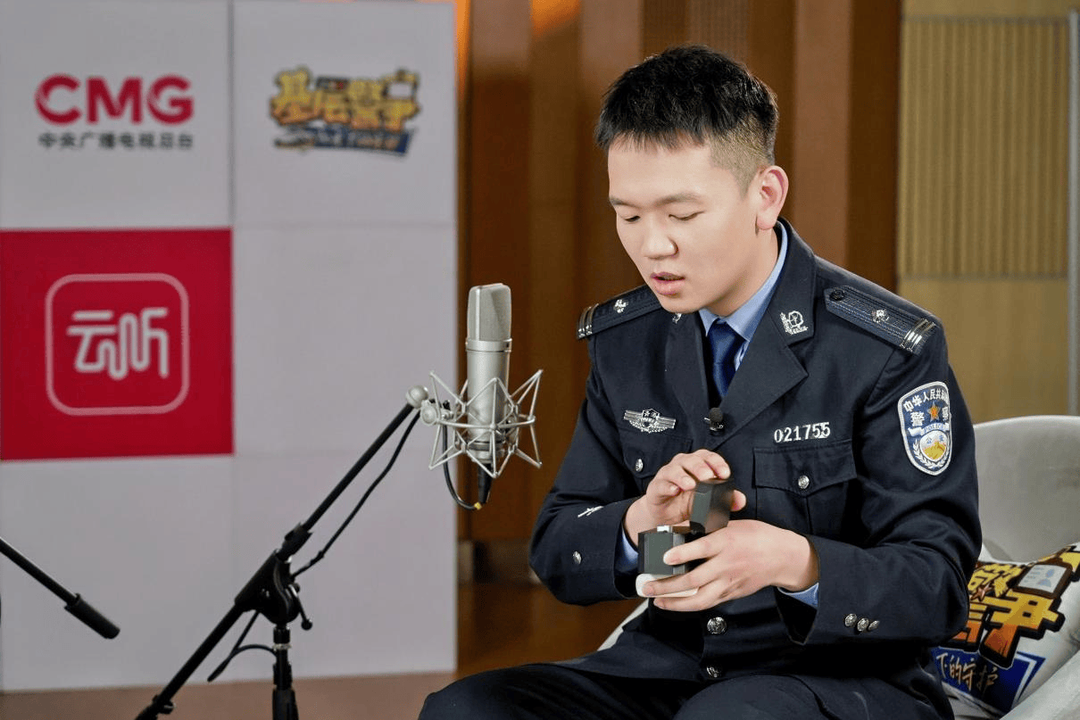 基層警事：高原警營裡的“科技多面手”