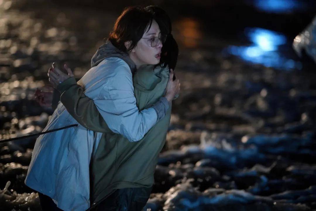 原創孫儷《危險關係》成反PUA教科書，開局四個女性遭毒手，這些操控手段很常見