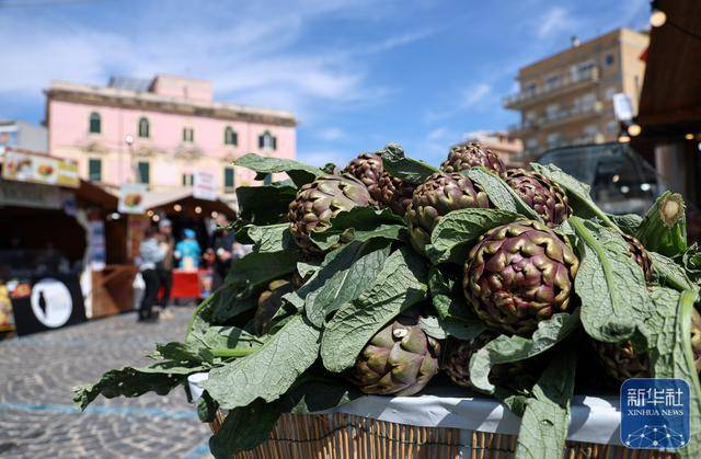 義大利海濱小鎮舉辦洋薊美食節
