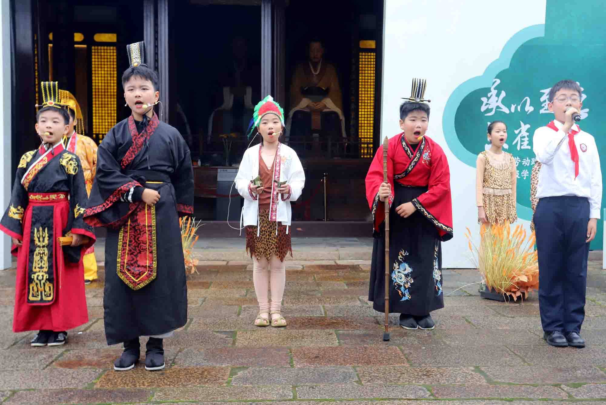 蘇州市勞動路實驗小學：兒童劇《泰伯奔吳》沉浸式再現吳地傳奇