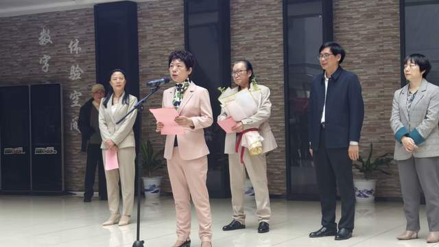 原創鄂州人自己的山水盛宴！這位本土畫家130幅焦墨畫驚豔亮相圖書館