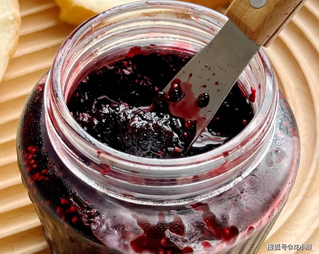 原創“春天不養肝，滿臉都是斑”，建議女人常吃這3樣，美容又養顏！