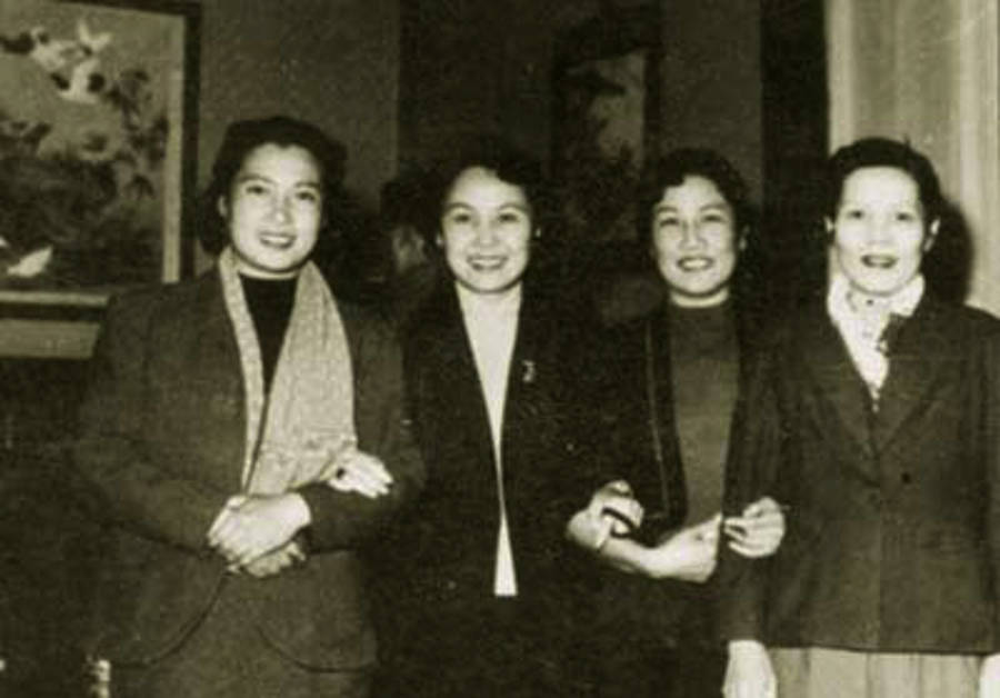 重返舞臺的她們：在《抗戰中的文藝》裡，與那群赤誠女性隔空對望｜關曉彤專訪