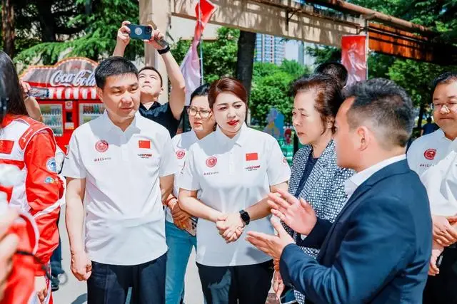 女性駕駛員愛心聯盟在河南正式成立