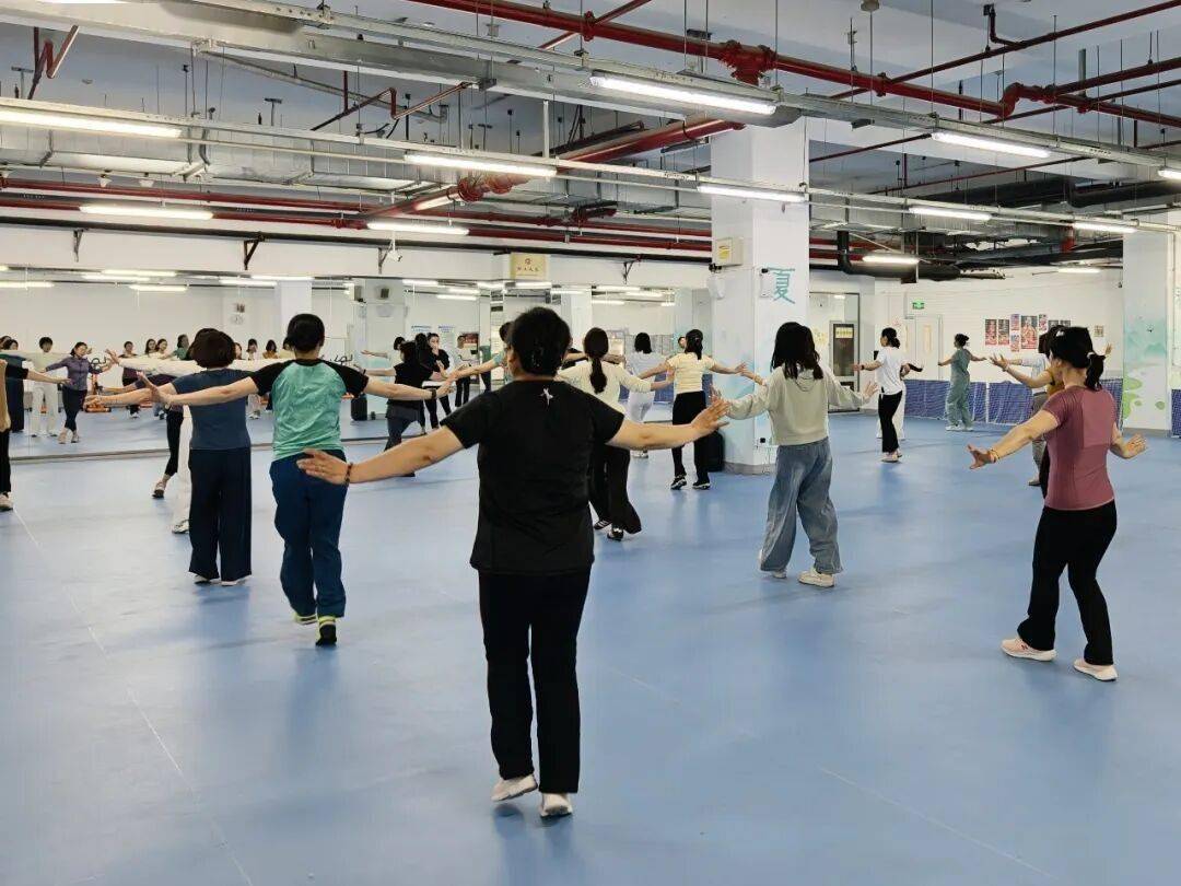 【七秩佑安·文化】醫藝共舞，北京佑安醫院開展職工舞蹈療愈活動暖人心