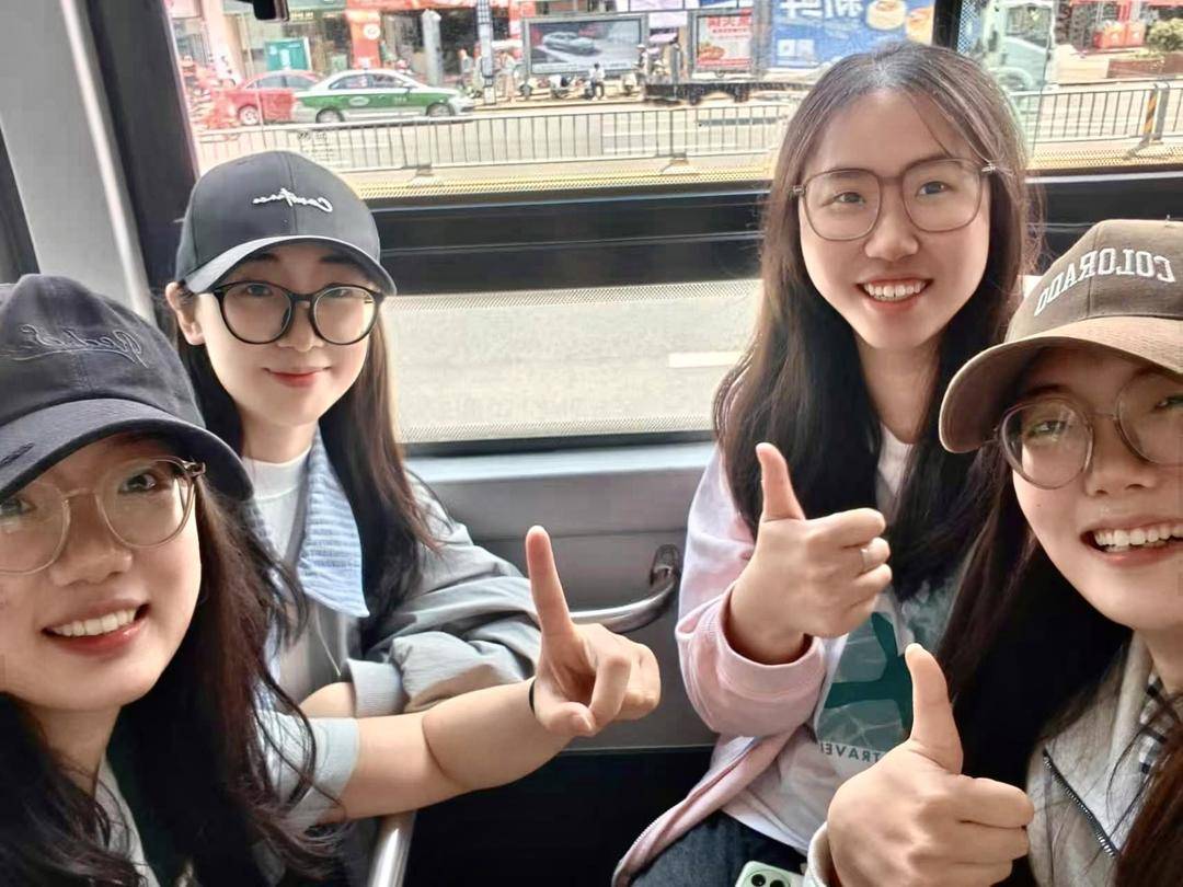 白天實習晚上備考 川北醫學院三間“神仙寢室”12人全部考研成功