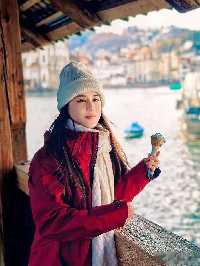 原創離婚後的黃聖依，已出國瑞士留學深造工商管理，最新發文曬留學生活