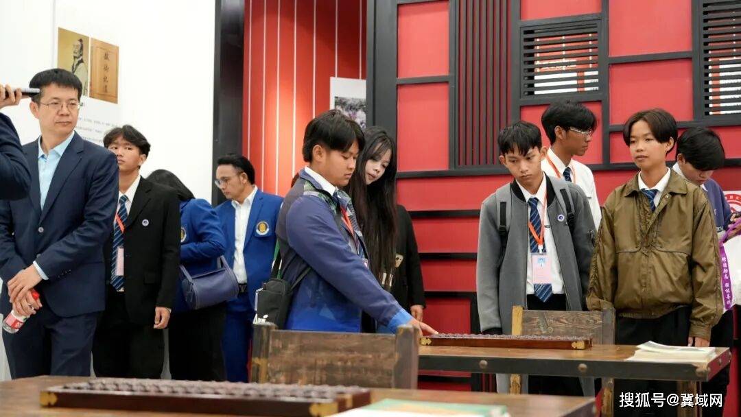 石家莊財經職業學院舉辦首屆“臥龍工坊”留學生開班典禮