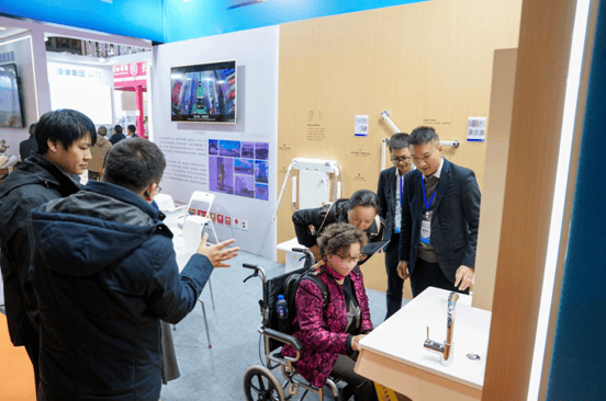 2026衛浴選購指南：為何“高定衛浴”與“適老衛浴”成為帝王潔具的新名片？