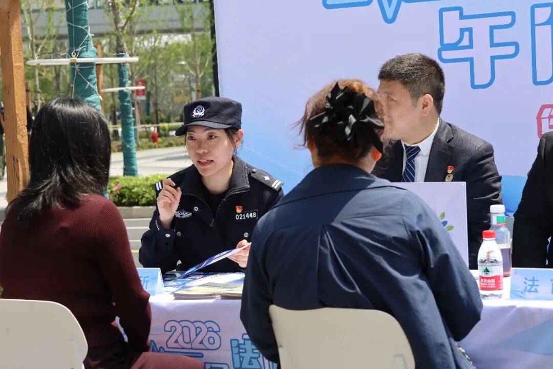 新一季午間法律門診直通車“發車”！