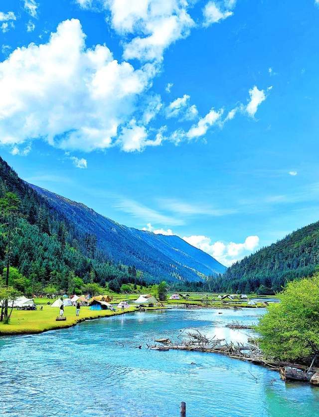 四川旅遊，甘孜月亮湖真的好好玩！