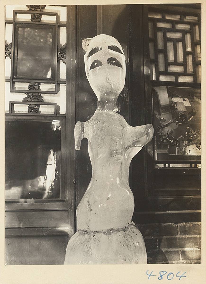 原創民國老照片：展現冰燈雕刻的細節