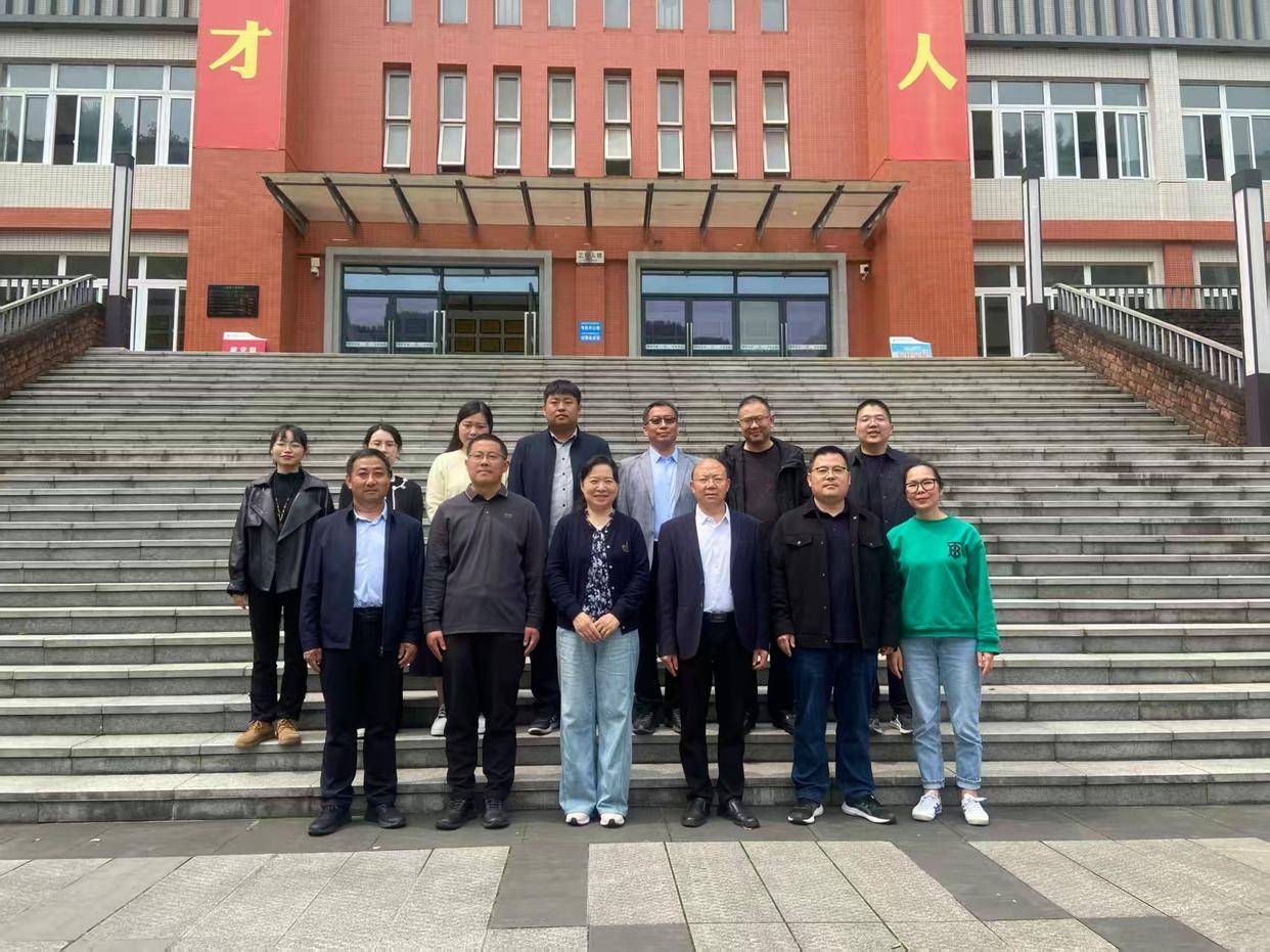 春風山海情 攜手共育人——濟南市萊蕪第一中學赴武隆中學開展深度教育交流活動